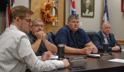 Commissioner Greg Nohe signs petition for moratorium on injection wells